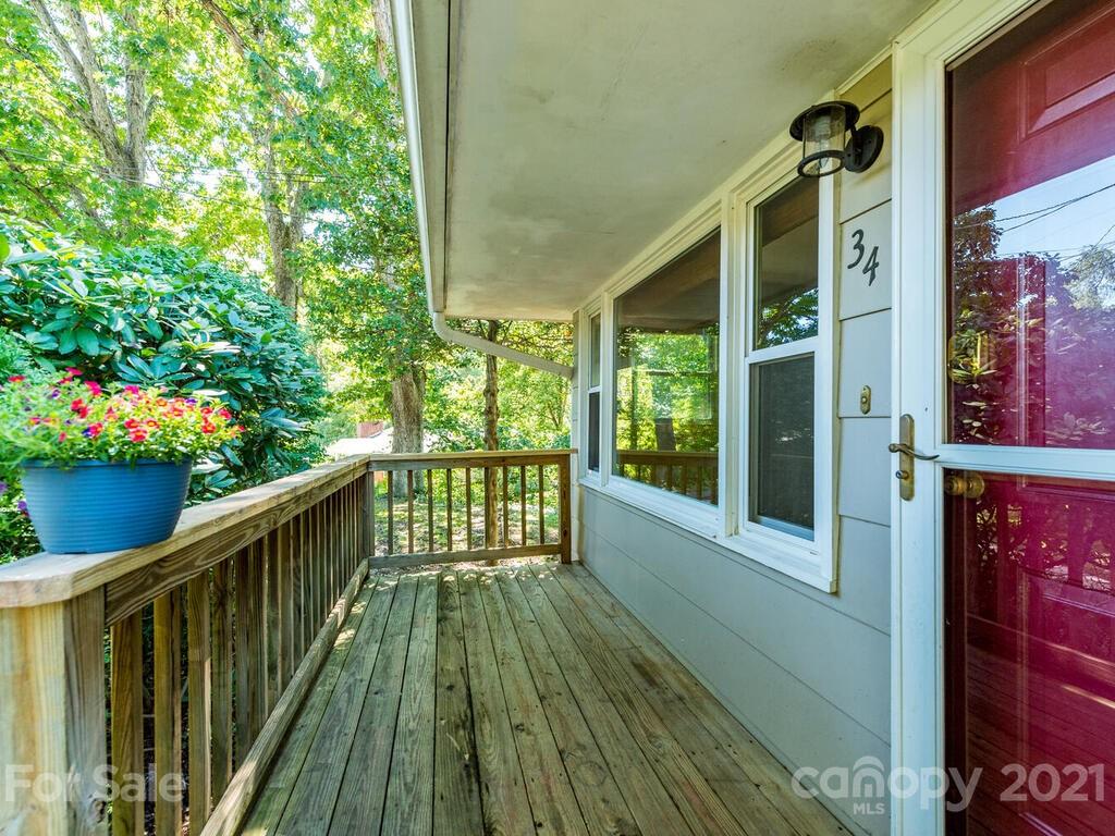 34 Rash Road Asheville, NC 28806 - Photo 3 of 36 Gallery Image 3