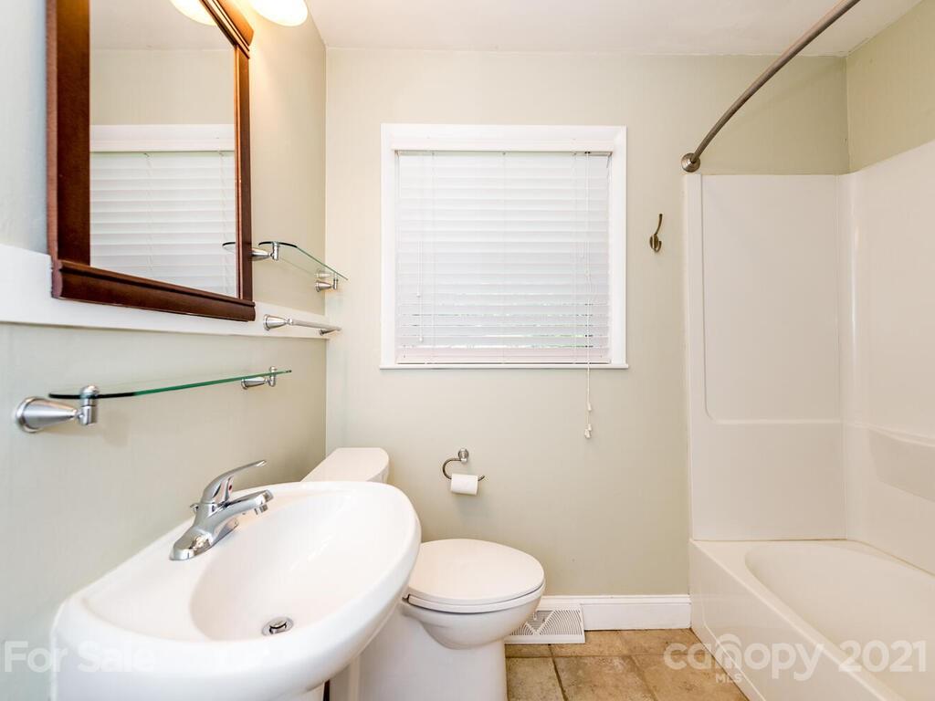 34 Rash Road Asheville, NC 28806 - Photo 21 of 36 Gallery Image 21