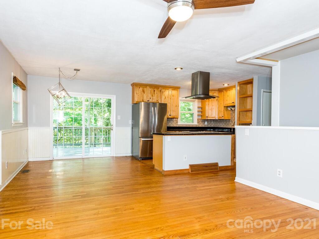 34 Rash Road Asheville, NC 28806 - Photo 6 of 36 Gallery Image 6