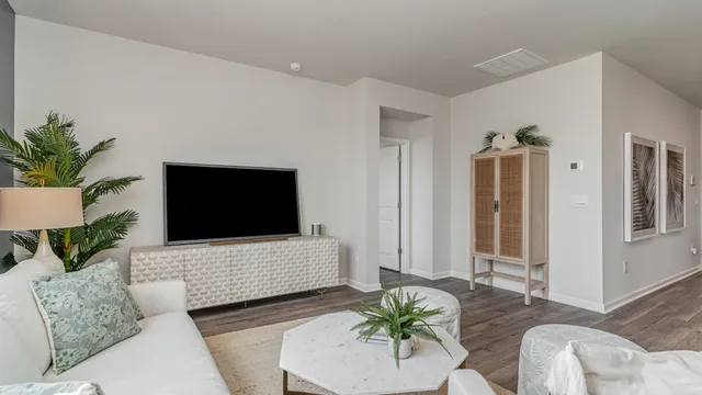 $281,790 | 885 Farmers Psge Loop, Loris, SC 29569