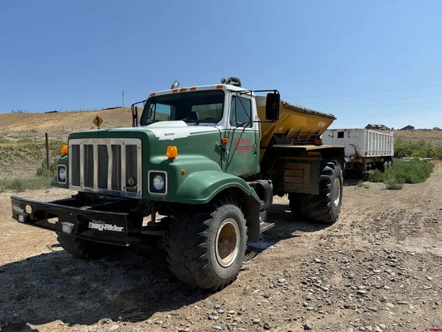 a view of a terrace with skyline