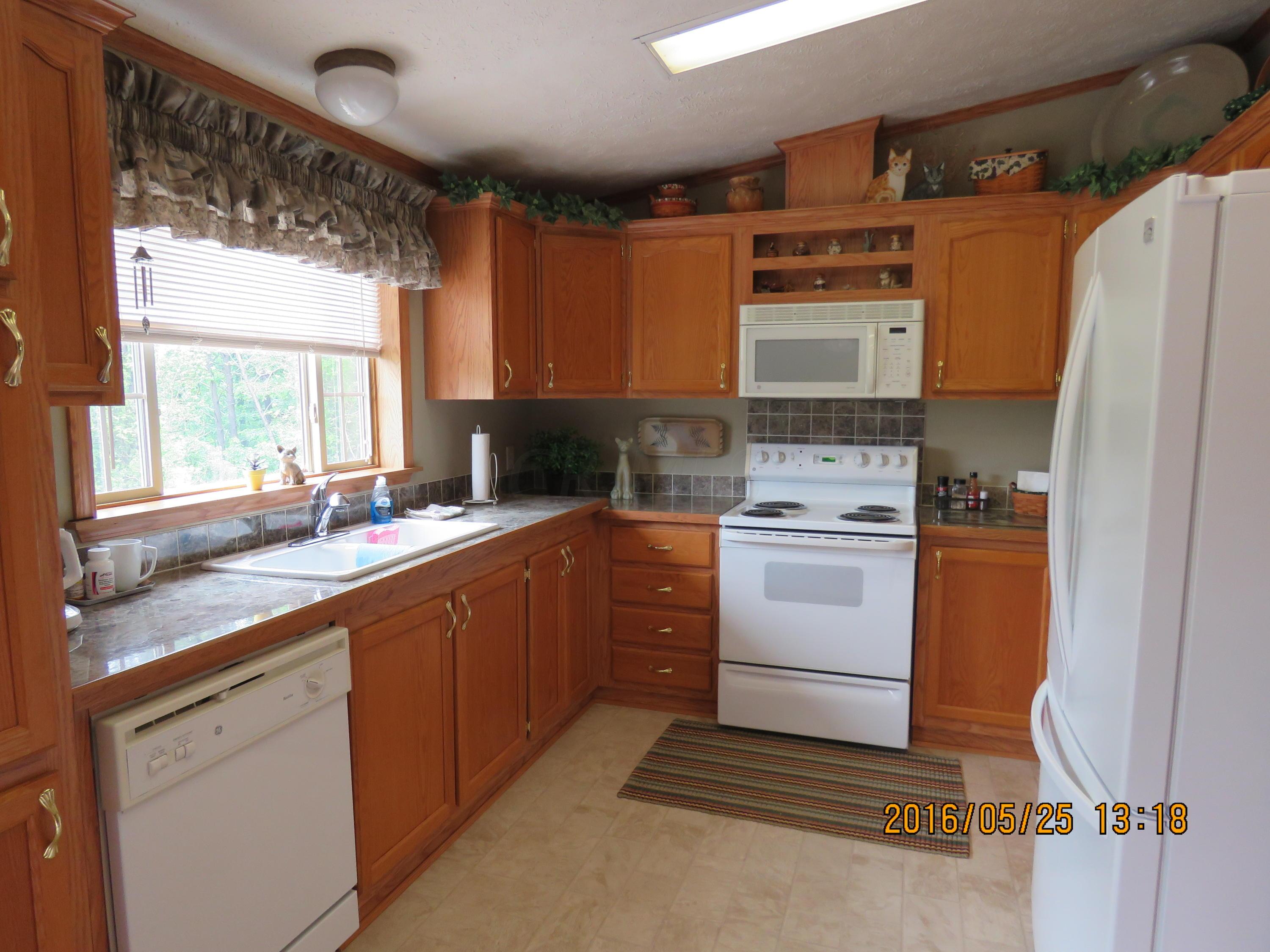 15108 Rhoads Road Logan, OH 43138 - Photo 8 of 37 Gallery Image 8