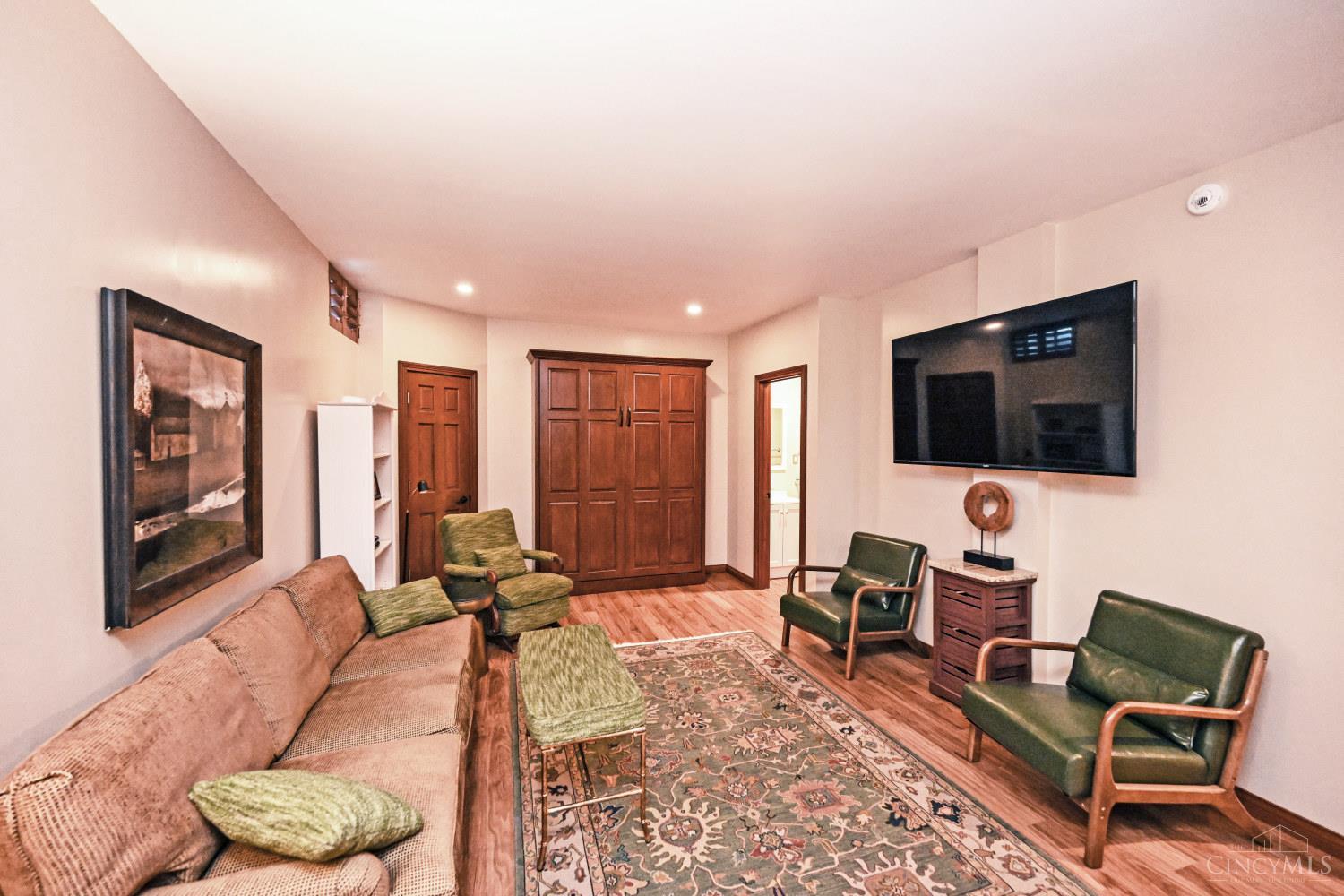 5599 Rapid Run Road Cincinnati, OH 45238 - Photo 39 of 55