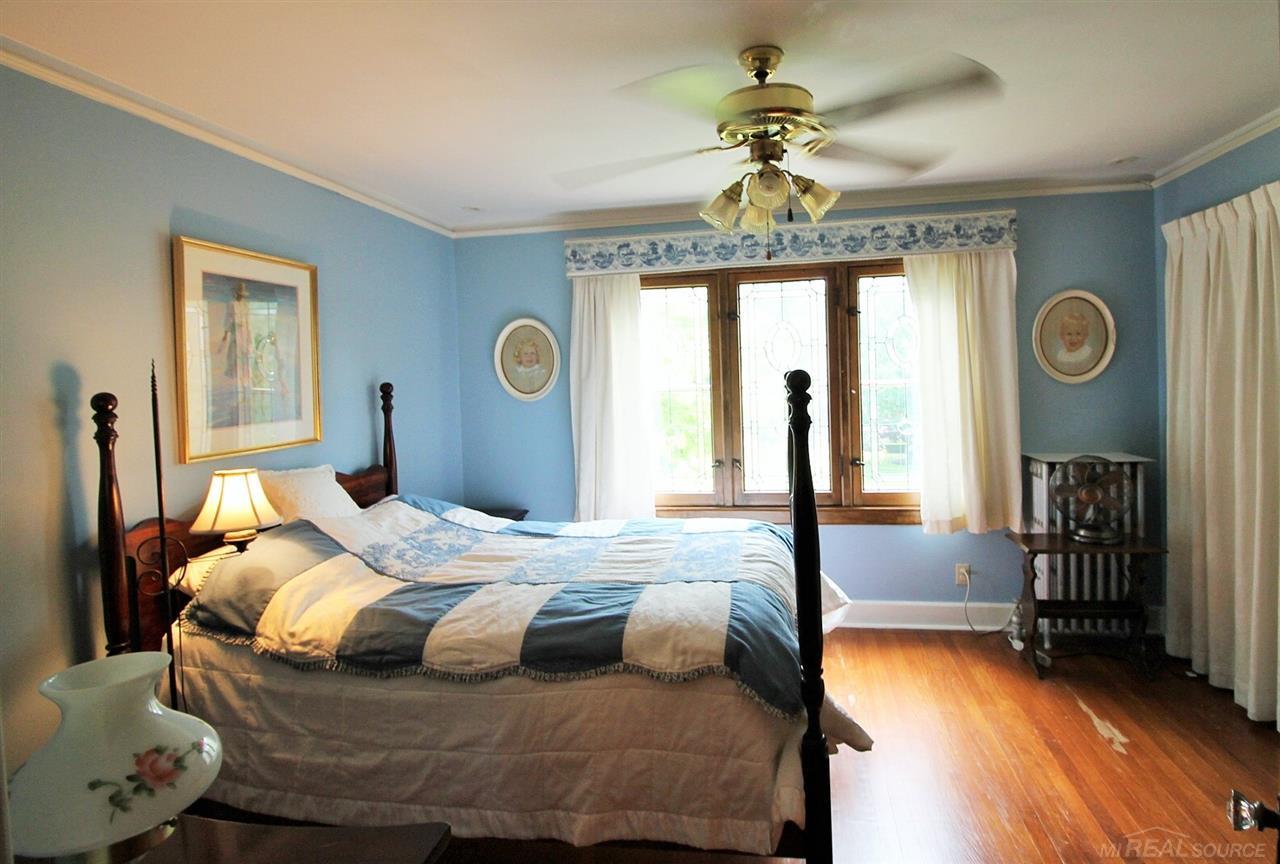 867 Barrington Road Grosse Pointe Park, MI 48230 - Photo 40 of 53