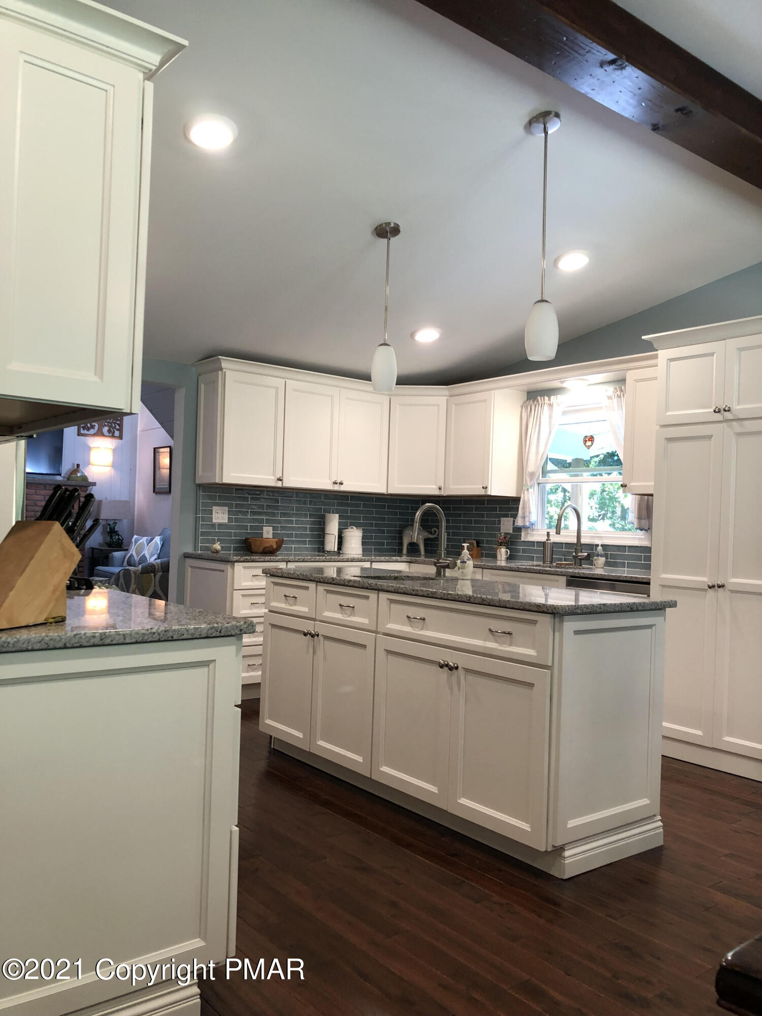 300 Gold Finch Road Bushkill, PA 18324 - Photo 8 of 34 Dream Kitchen!!