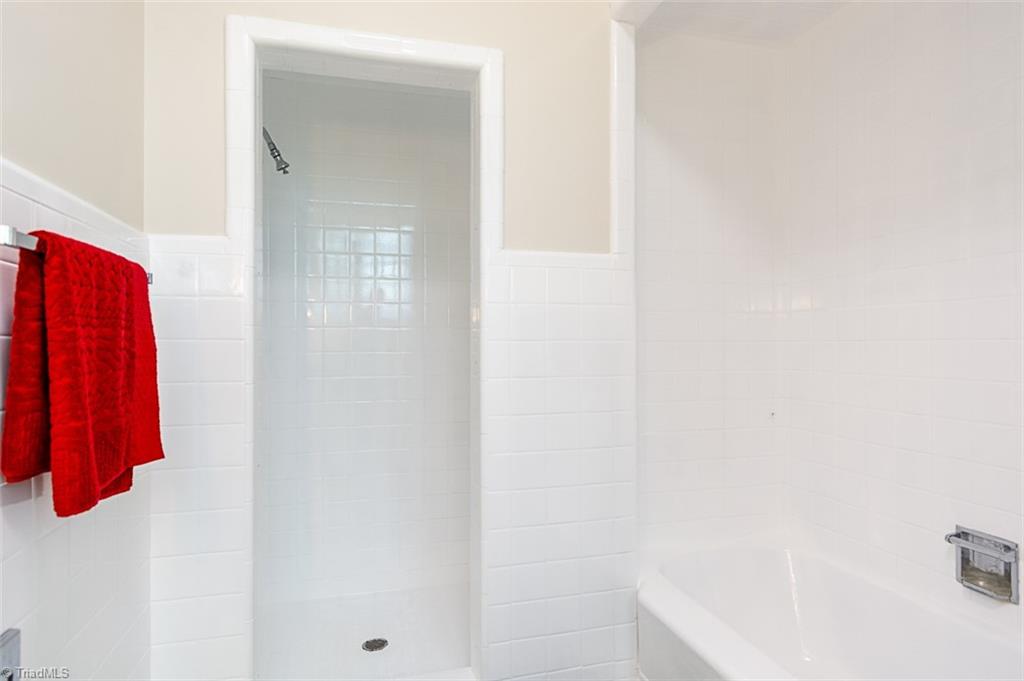 109 Grace Street Mount Airy, NC 27030 - Photo 17 of 27 1st Primary Bathroom