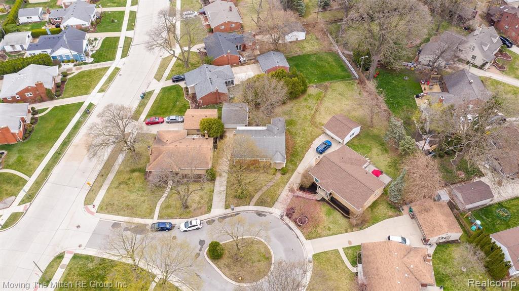 3 Waynewood Court Dearborn, MI 48124 - Photo 47 of 53