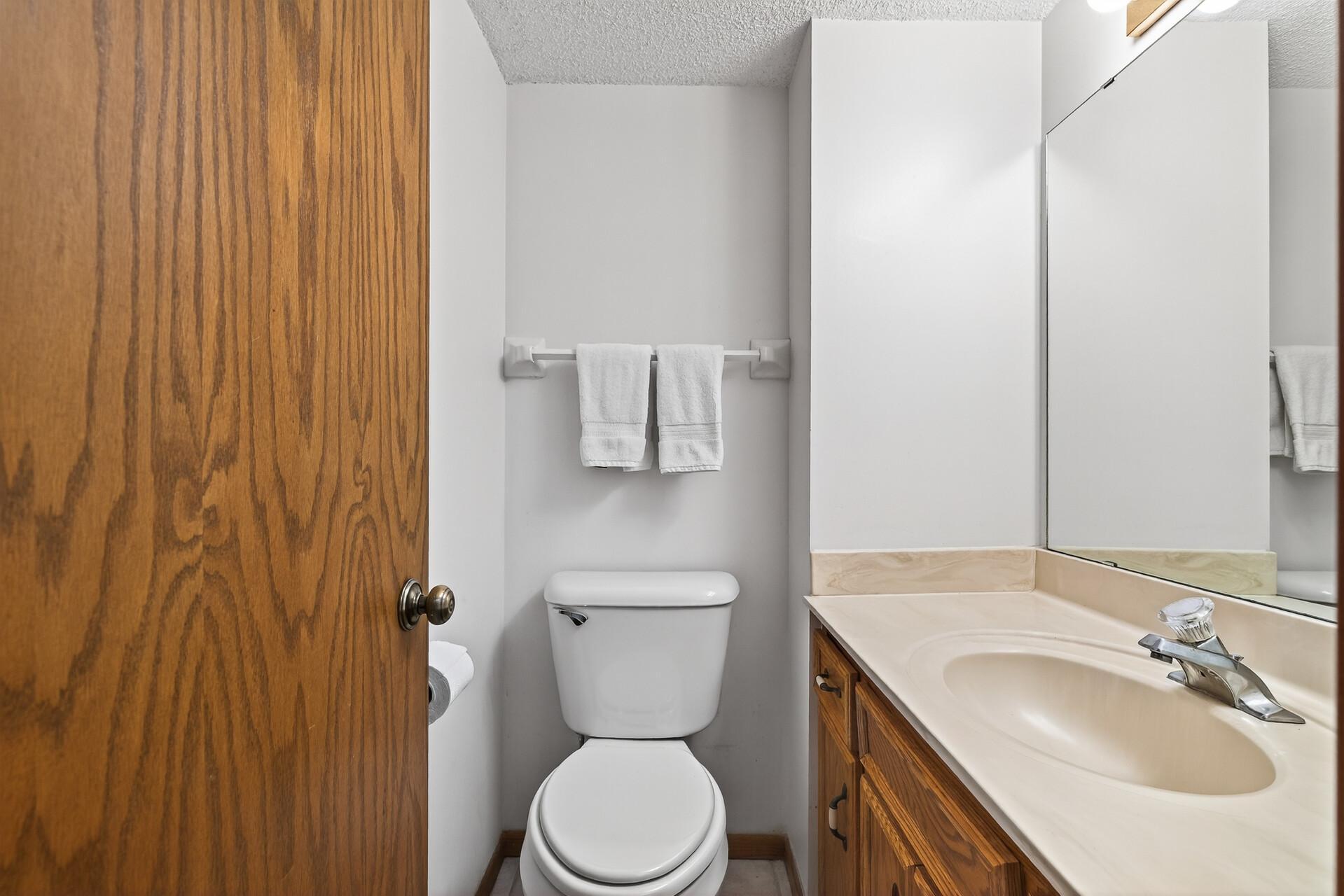 5357 Upper 147th Street West Apple Valley, MN 55124 - Photo 12 of 34