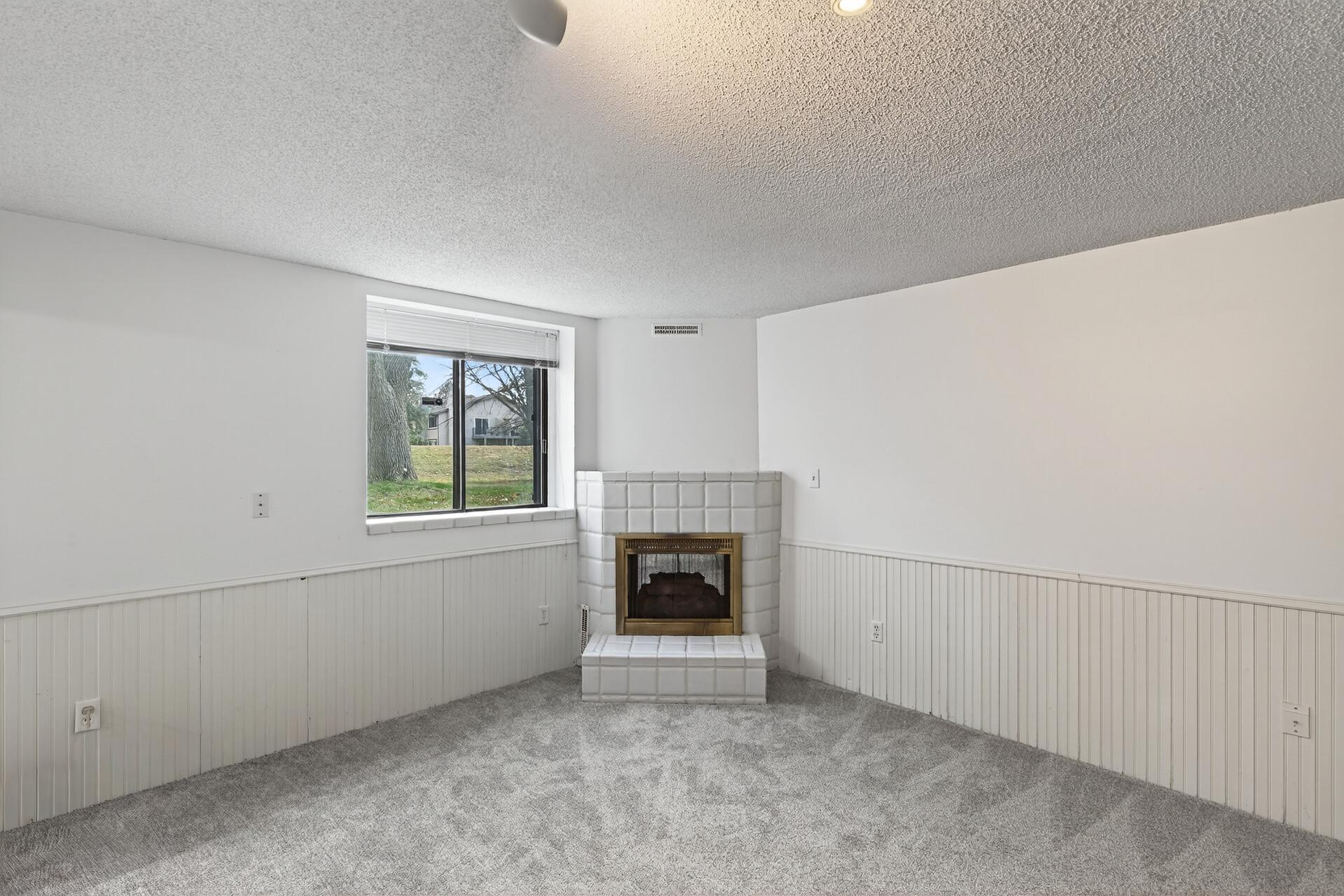 5357 Upper 147th Street West Apple Valley, MN 55124 - Photo 25 of 34