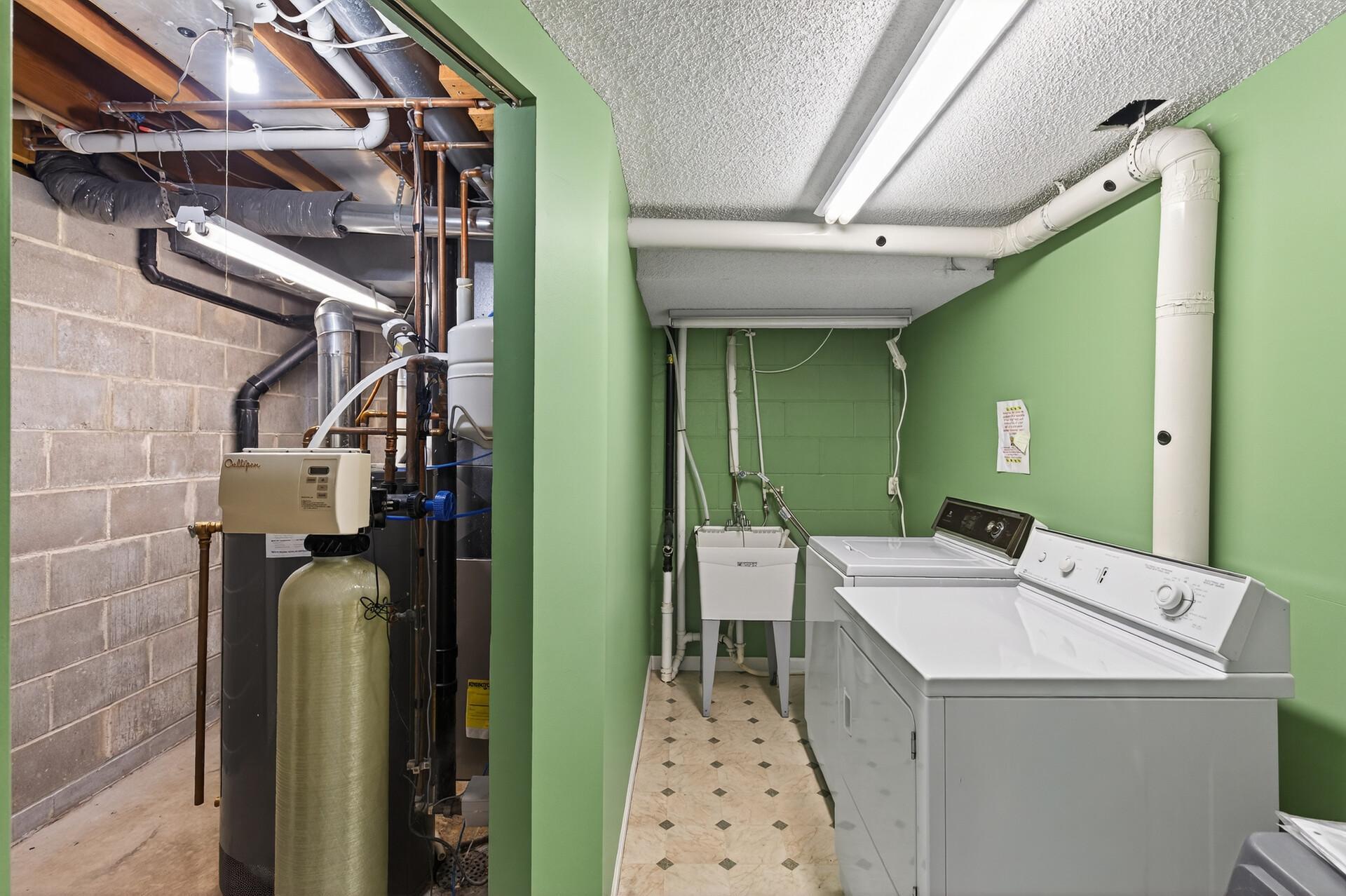 5357 Upper 147th Street West Apple Valley, MN 55124 - Photo 28 of 34