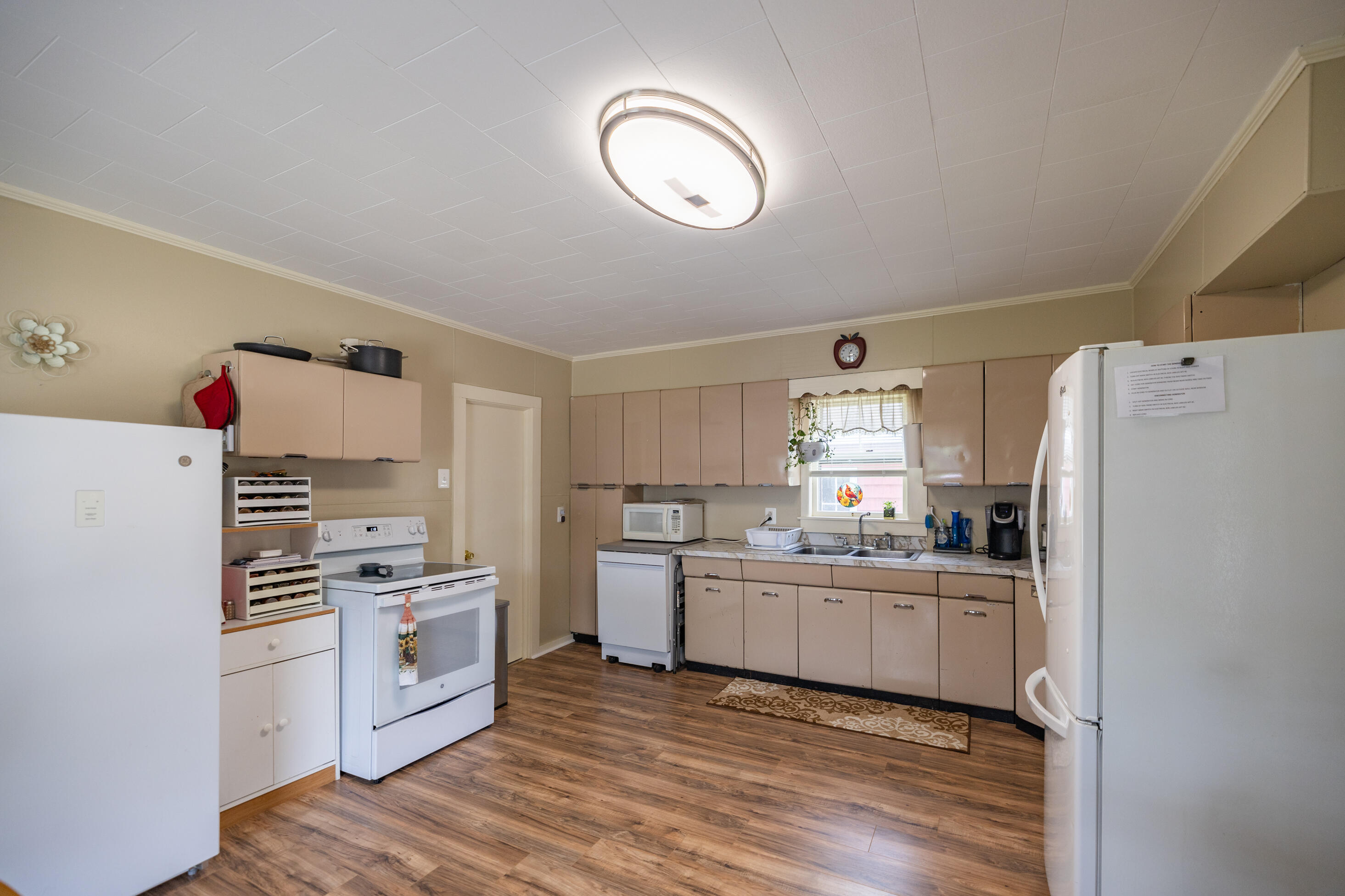 4 Pinewoods Road Lisbon, ME 04250 - Photo 11 of 34 kitchen