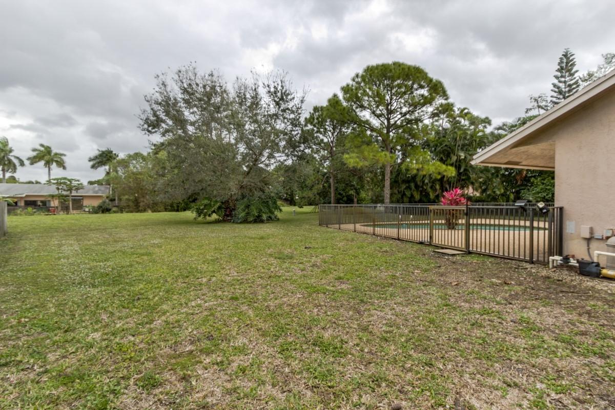 3088 Northwest 29th Avenue Boca Raton, FL 33434 - Photo 35 of 35 Left Side Of Property