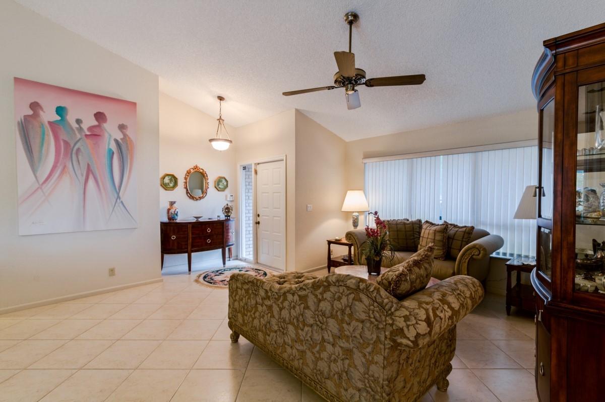 3088 Northwest 29th Avenue Boca Raton, FL 33434 - Photo 5 of 35 Entry-Living Room