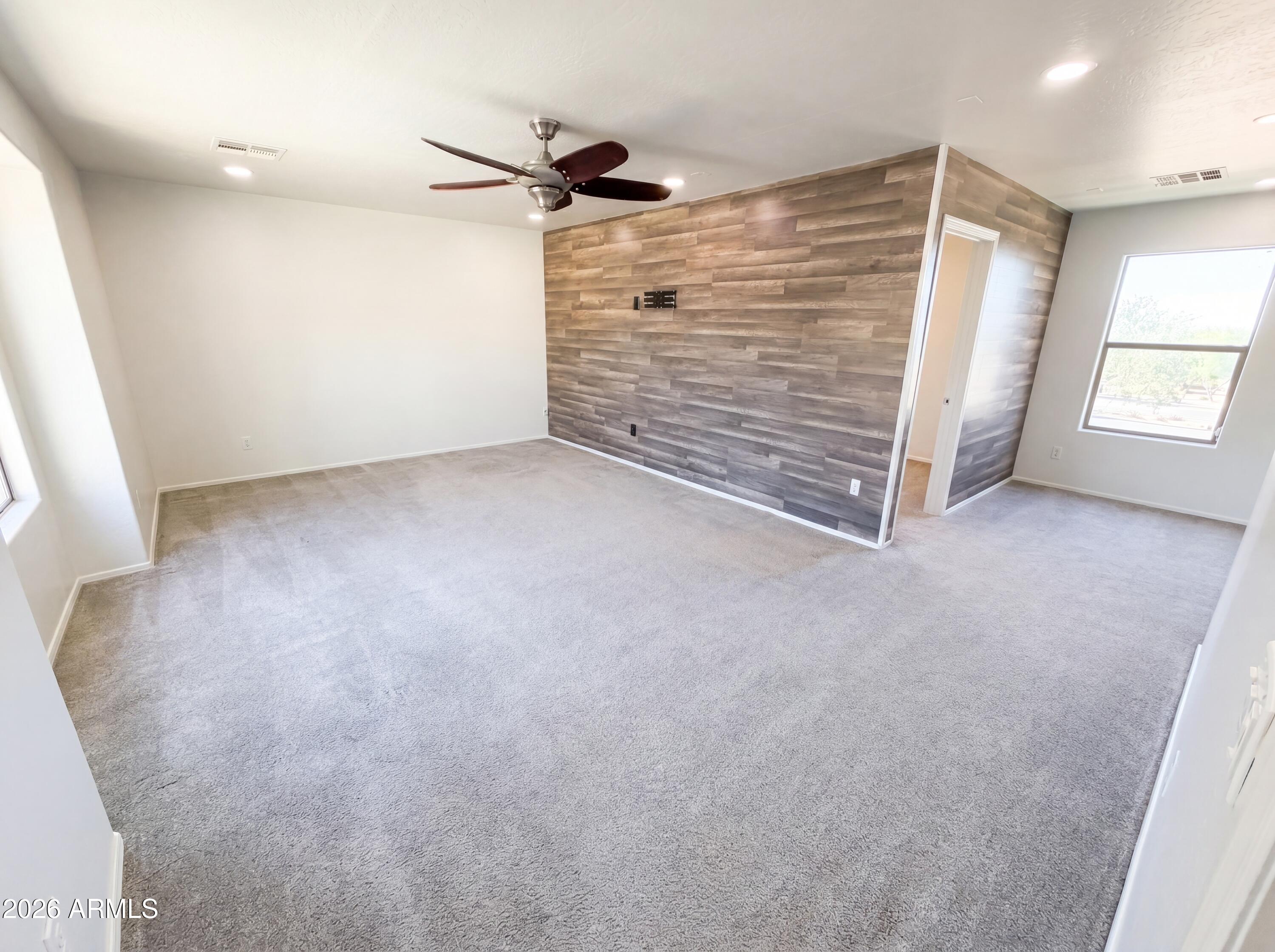 2513 West Florentine Road Phoenix, AZ 85086 - Photo 12 of 38