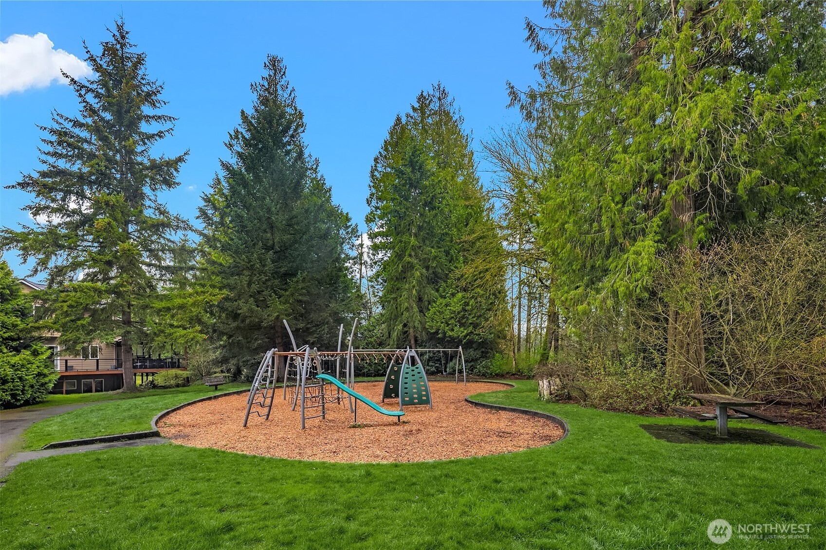 19711 89th Place Northeast Bothell, WA 98011 - Photo 37 of 40