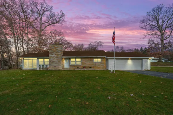 $280,000 | 1225 Country Club Drive, Niles, MI 49120