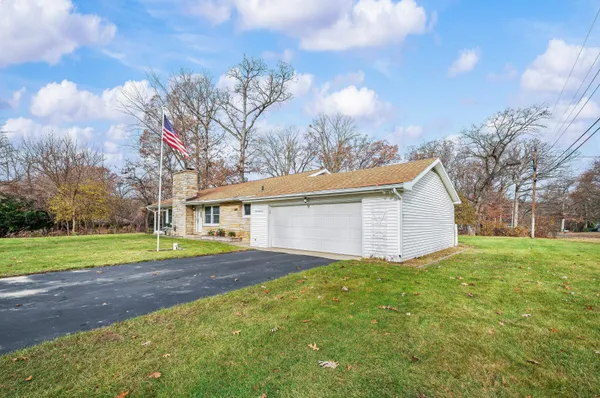 $280,000 | 1225 Country Club Drive, Niles, MI 49120