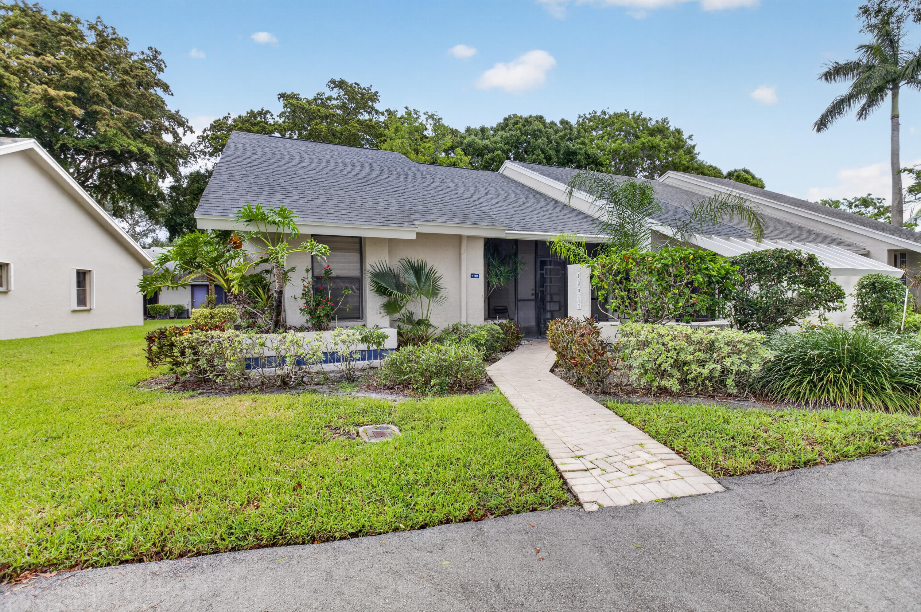 10911 Lake Front Place Boca Raton, FL 33498 - Photo 27 of 46 DSC_7343