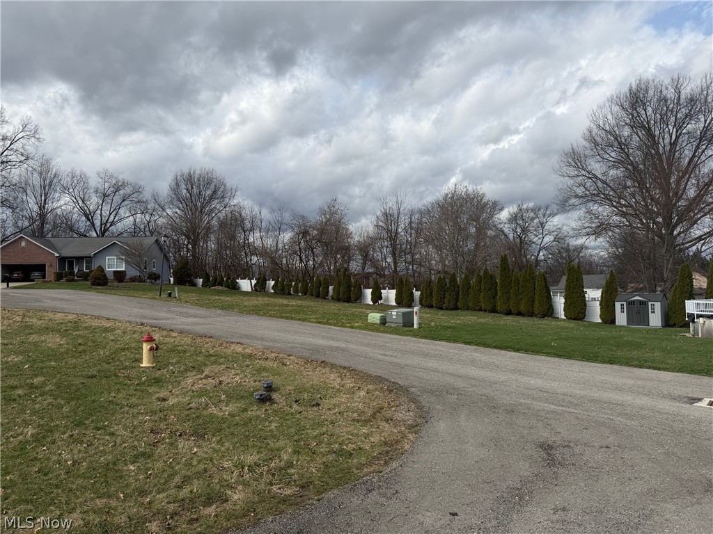 Anna Circle Struthers, OH 44471 - Photo 3 of 9