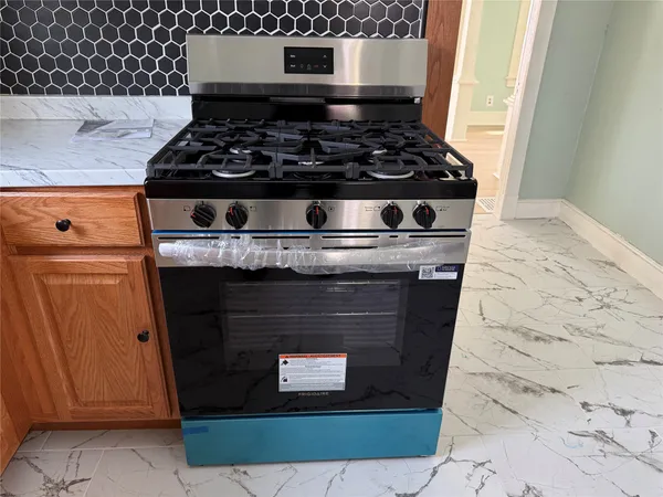 $170,000 | 180 Hudson Street, Johnson City, NY 13790