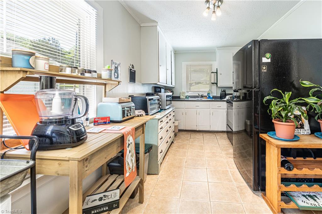 1602 Larkin Street High Point, NC 27262 - Photo 13 of 33