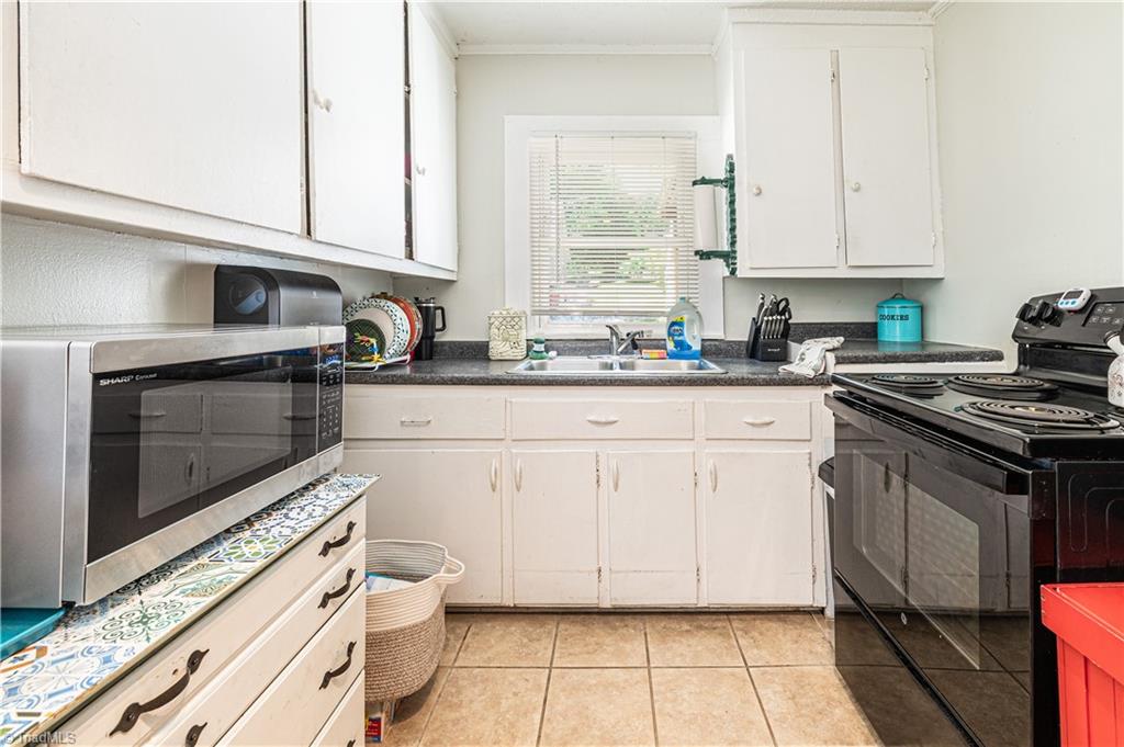 1602 Larkin Street High Point, NC 27262 - Photo 15 of 33