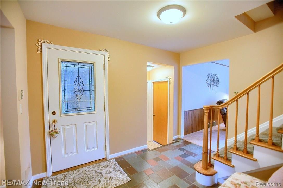 Foyer.jpg