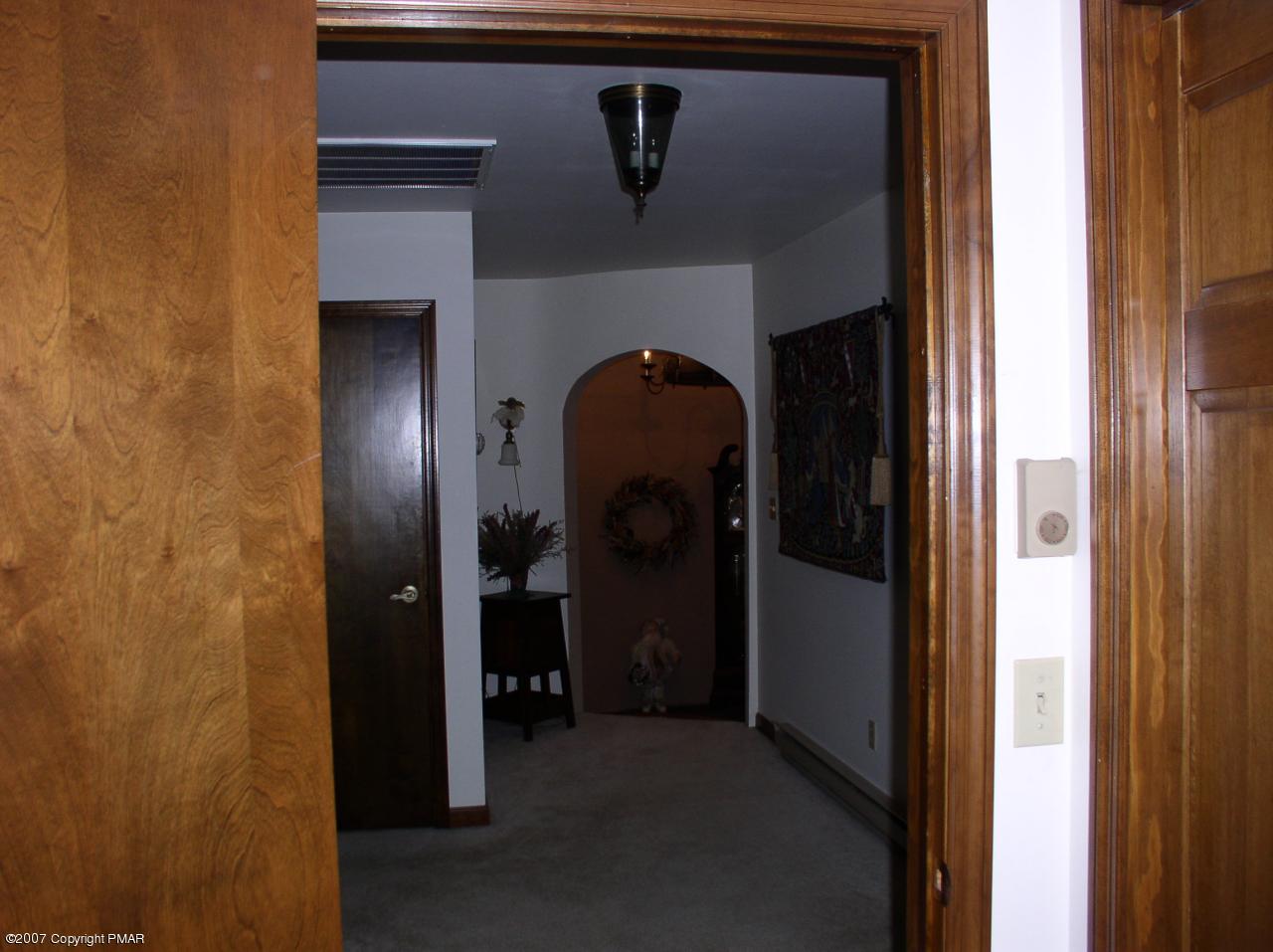 1110 Kroucher Road Stroudsburg, PA 18360 - Photo 10 of 19