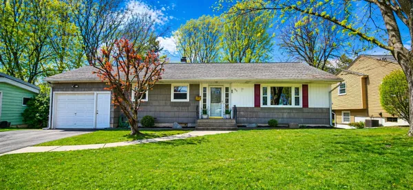 $329,000 | 515 Winston Drive, Endicott, NY 13760