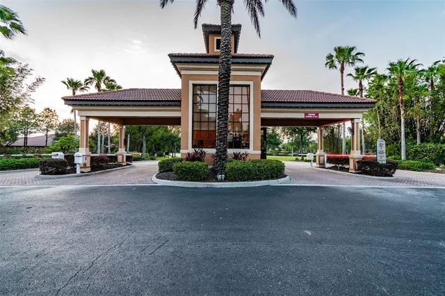 $430,000 | 127 Silver Falls Drive, Apollo Beach, FL 33572