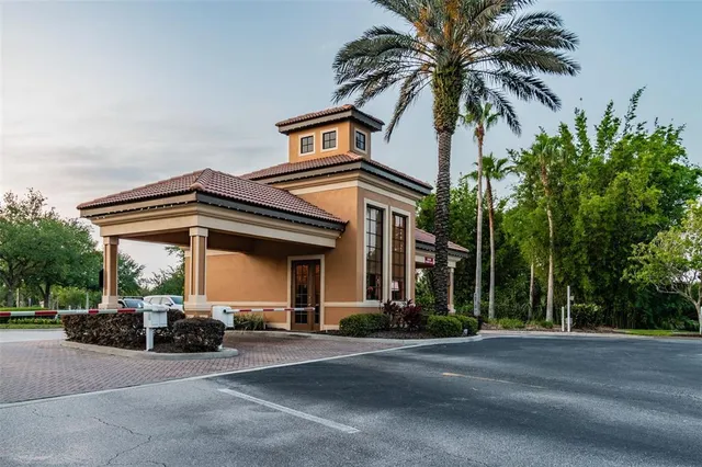 $430,000 | 127 Silver Falls Drive, Apollo Beach, FL 33572