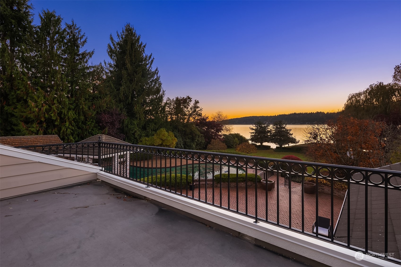 74 Cascade Key Bellevue, WA 98006 - Photo 12 of 40
