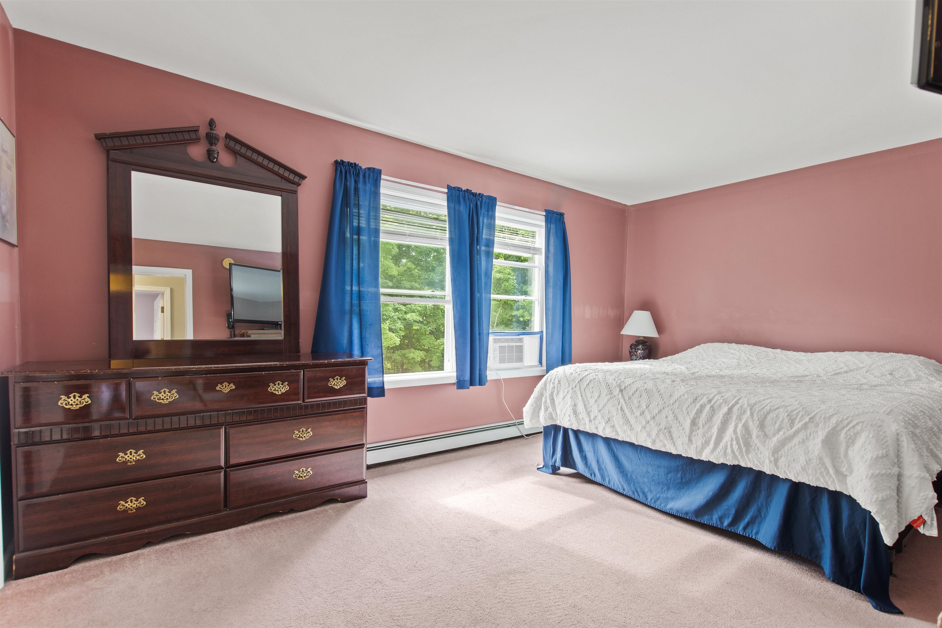 19 Royal Street Bennington, VT 05257 - Photo 11 of 32