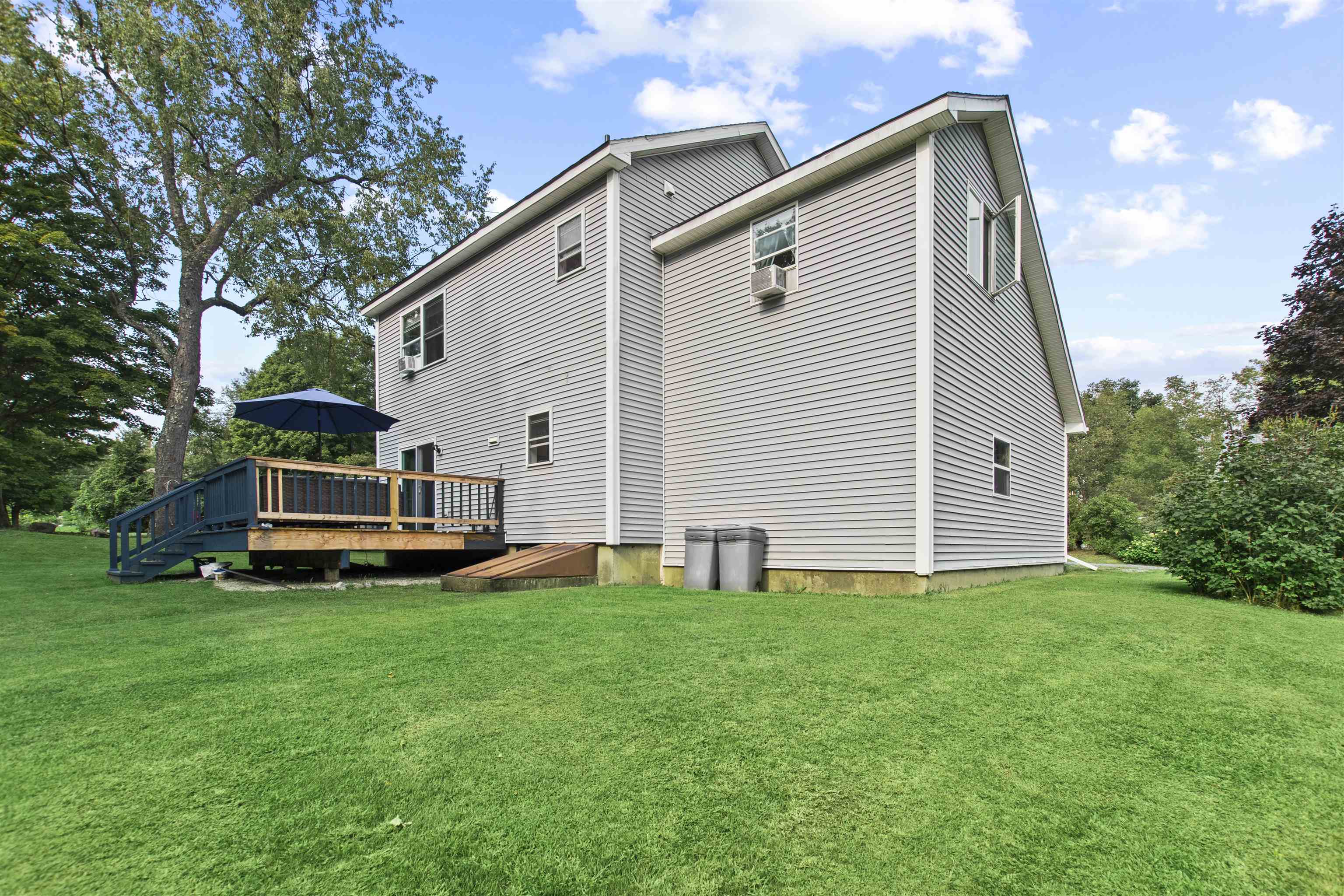 19 Royal Street Bennington, VT 05257 - Photo 23 of 32