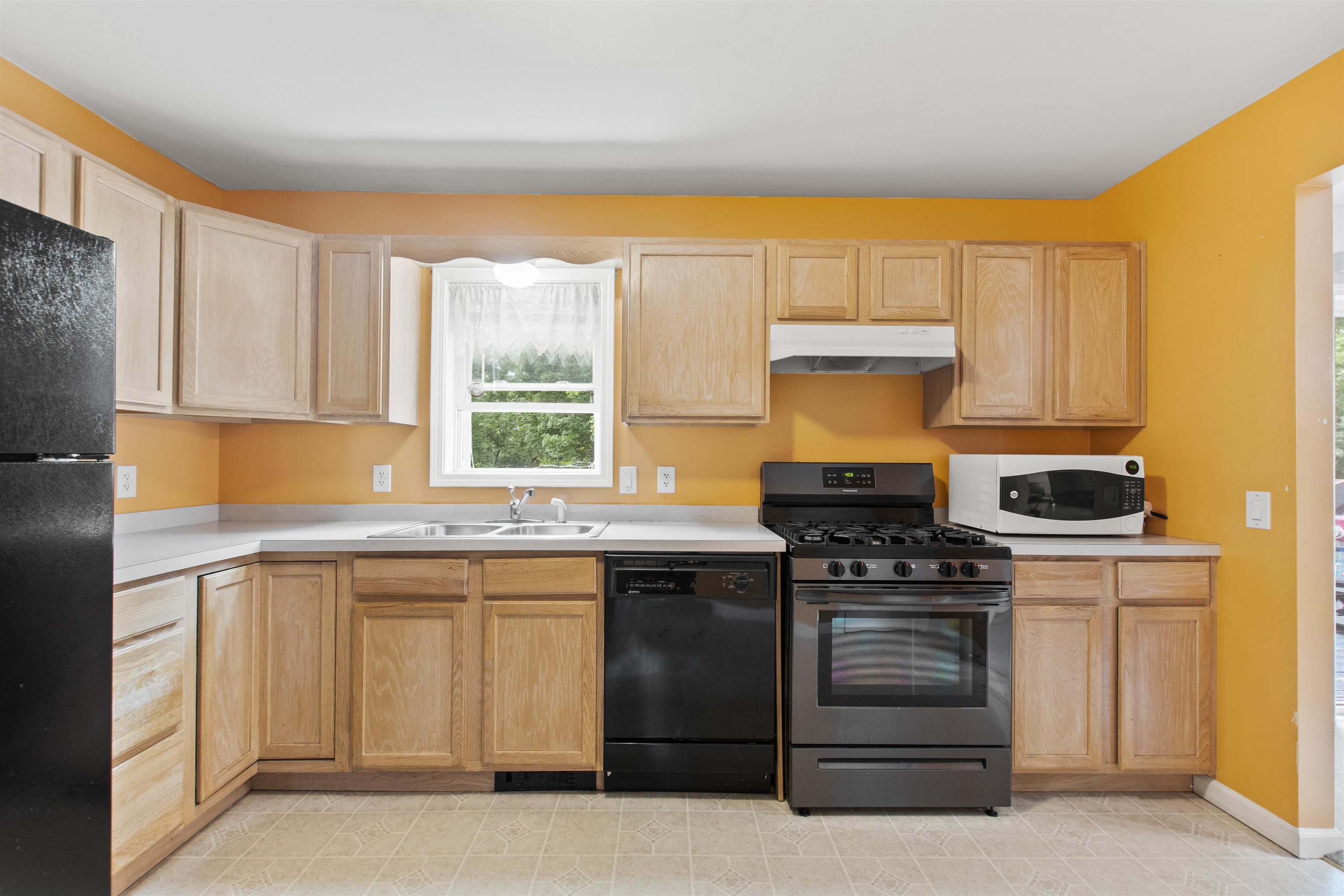 19 Royal Street Bennington, VT 05257 - Photo 24 of 32