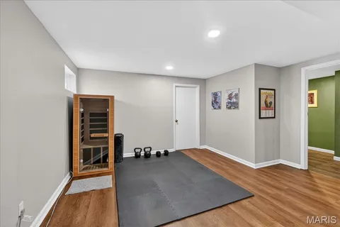 $559,900 | 13290 Kenroyal Drive, St. Louis, MO 63131