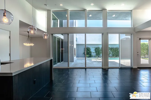 $4,995 | 392 Suave Lane, Palm Springs, CA 92262