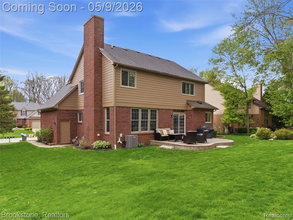 722 Lake Ridge Road Rochester, MI 48307 - Photo 3 of 48