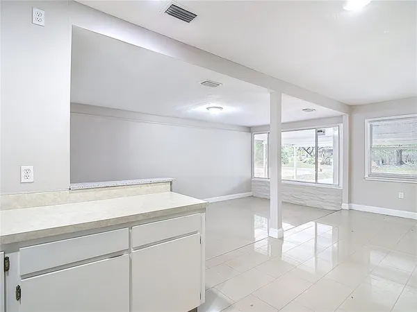 $360,000 | 1328 Divot Lane, Tampa, FL 33612