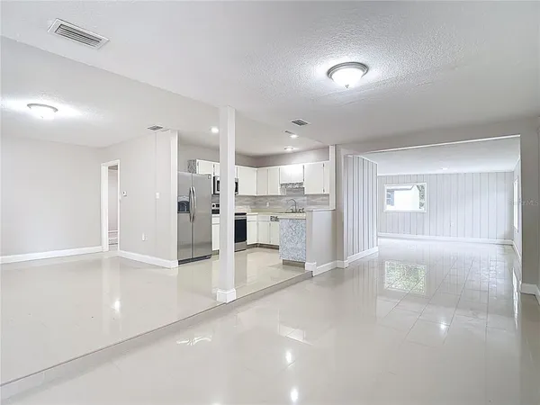$360,000 | 1328 Divot Lane, Tampa, FL 33612