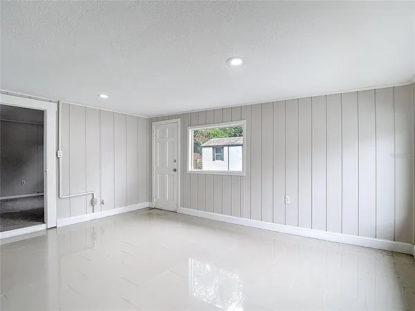 $360,000 | 1328 Divot Lane, Tampa, FL 33612