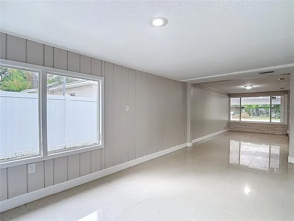 $360,000 | 1328 Divot Lane, Tampa, FL 33612