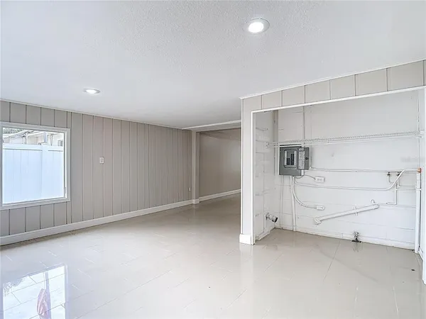 $360,000 | 1328 Divot Lane, Tampa, FL 33612