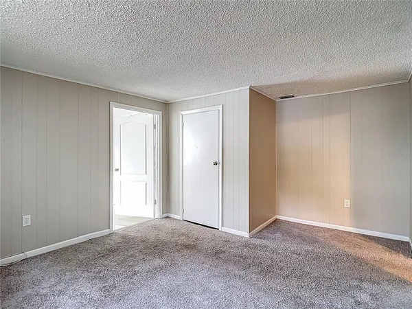 $360,000 | 1328 Divot Lane, Tampa, FL 33612