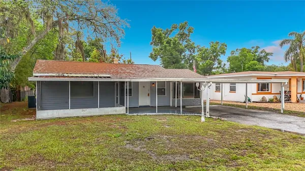 $360,000 | 1328 Divot Lane, Tampa, FL 33612