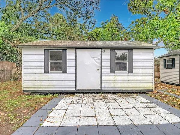$360,000 | 1328 Divot Lane, Tampa, FL 33612