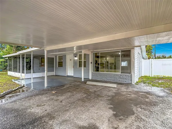 $360,000 | 1328 Divot Lane, Tampa, FL 33612