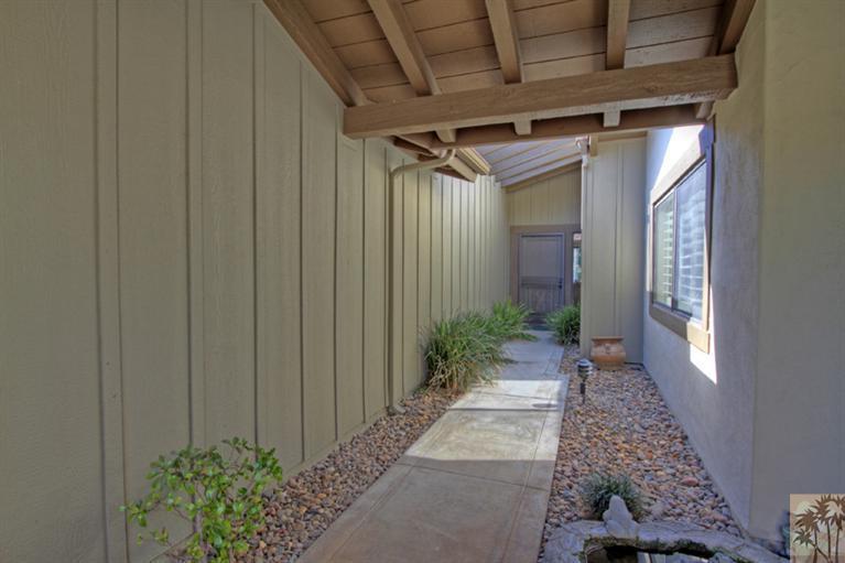 186 Ranch View Circle Palm Desert, CA 92211 - Photo 5 of 25 Additional Photo