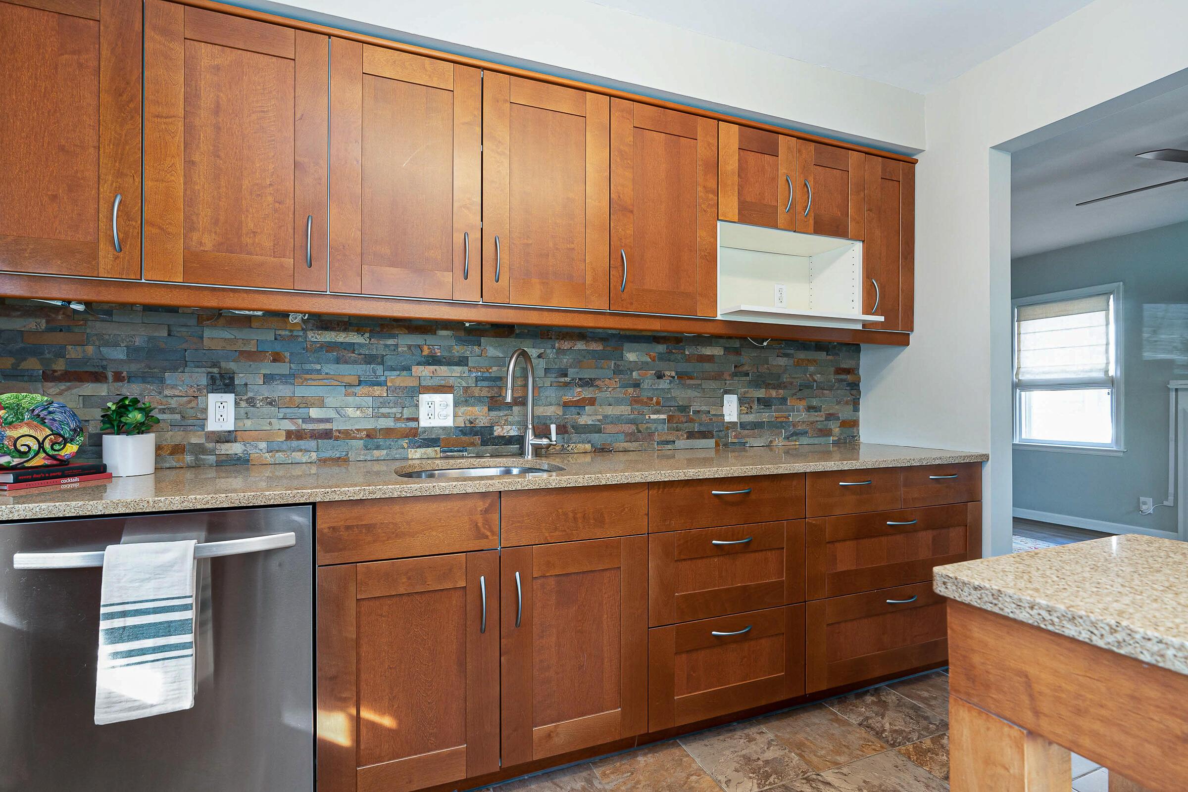 815 Copeland Road Columbus, OH 43212 - Photo 8 of 33 Kitchen