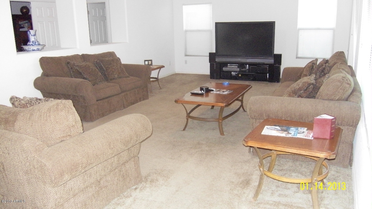 5436 West Apollo Road Laveen, AZ 85339 - Photo 12 of 29 FAMILY ROOM